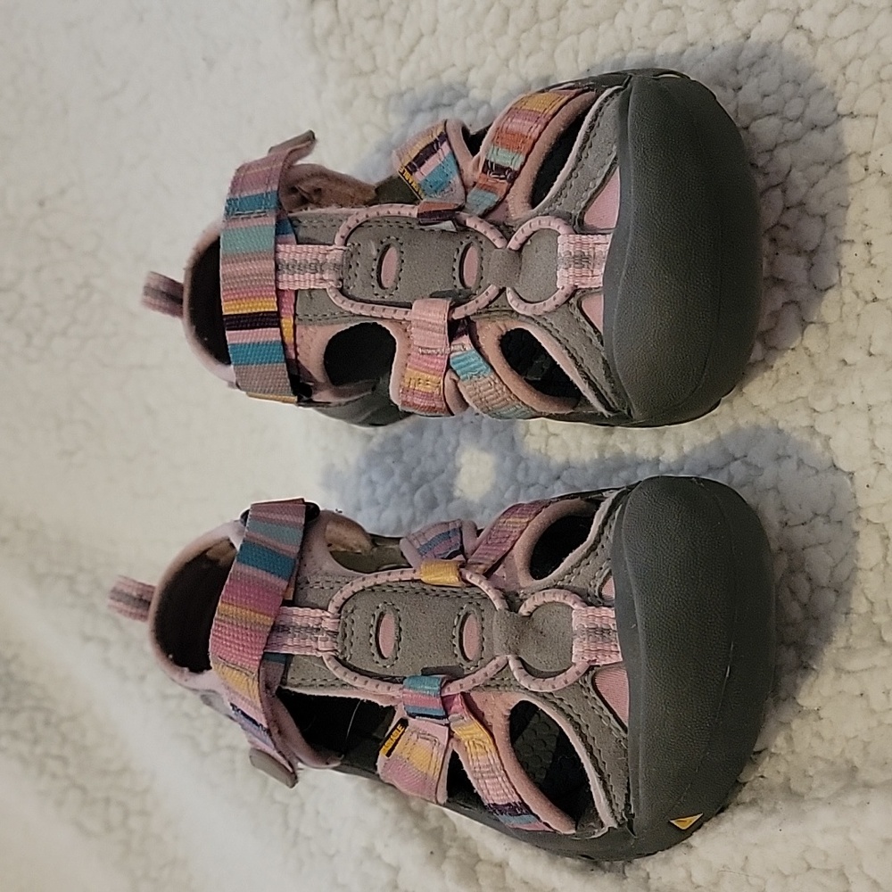Candy Stripe Keens Size 2